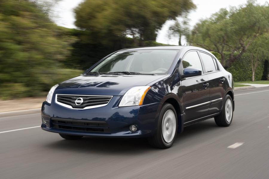  Nissan Sentra 2010 года  (фото 67 из 68)